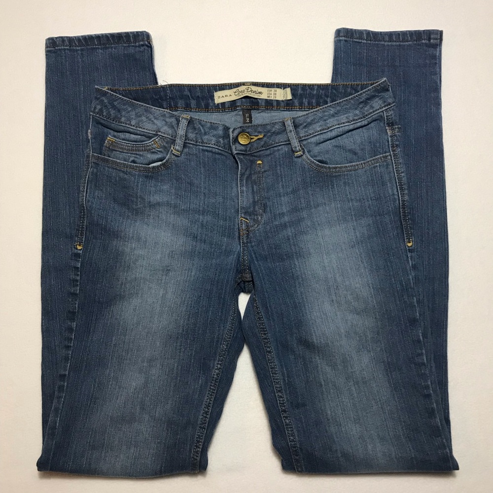ZARA Low Rise Slim Cut Core Denim Jeans - 6